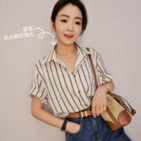 Cream navy 條子shirt